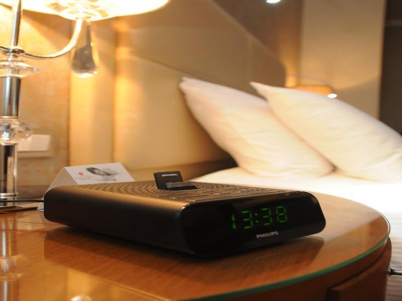 Aspera Hotel Altunizade Istanbul Bagian luar foto