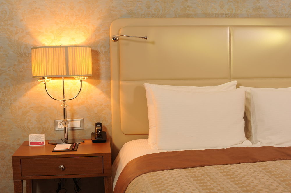 Aspera Hotel Altunizade Istanbul Bagian luar foto